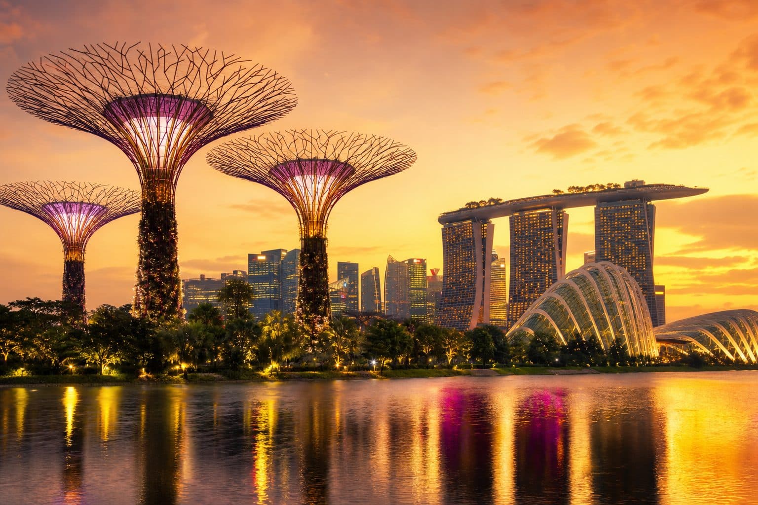 Singapore in October: What Race Week Nights Actually Feel Like